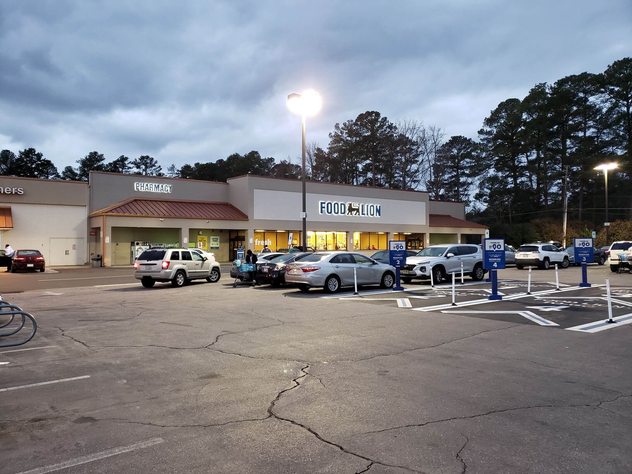 Henderson Pointe Food Lion 2