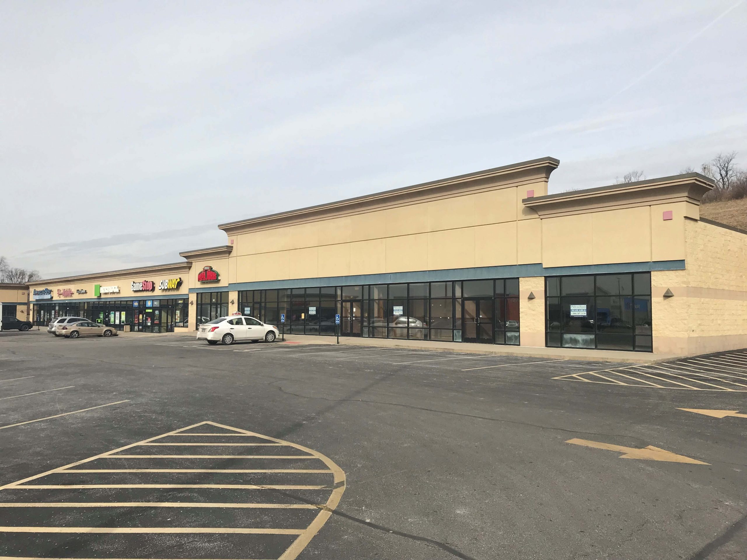 Wood River Plaza Broad Reach Retail