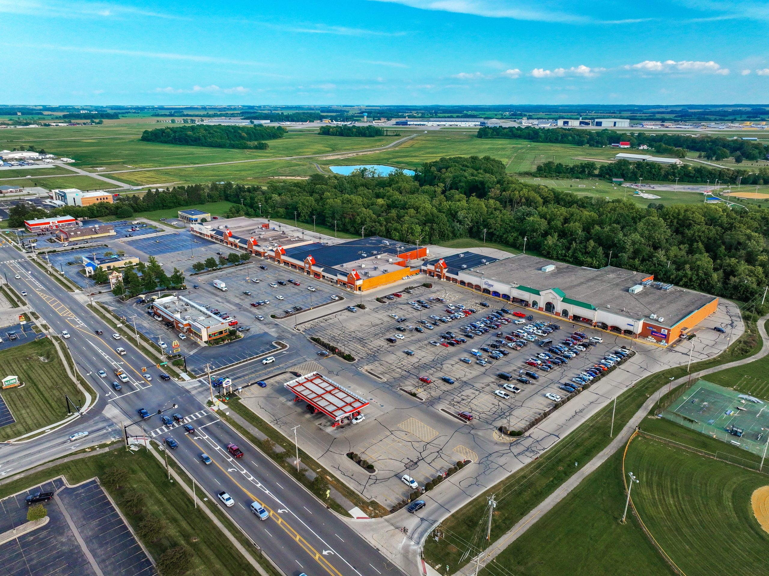 Broad Reach Retail Partners | Commercial Real Estate | Navigating The Future of Retail Real Estate | Wilmington Plaza | Wilmington, Ohio | Grocery-Anchored Shopping Centers