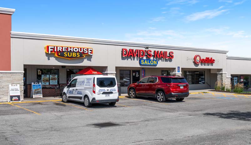 Broad Reach Retail Partners | Commercial Real Estate | Navigating The Future of Retail Real Estate | East Park Plaza | Lincoln, Nebraska | Grocery-Anchored Shopping Centers